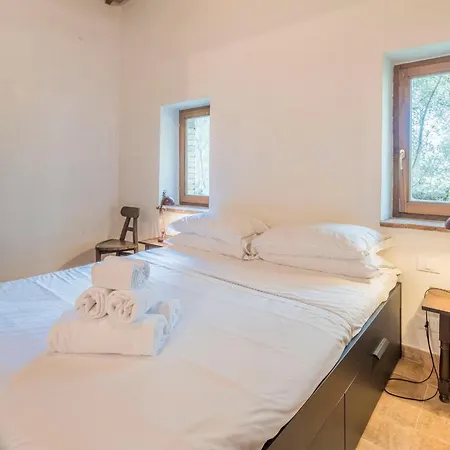 Amelia House Private Pool, Casole Elsa, Monti *