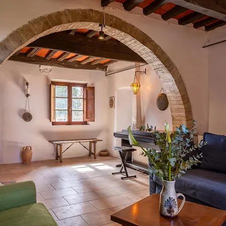 Amelia House Private Pool, Casole Elsa, Monti Landhaus *